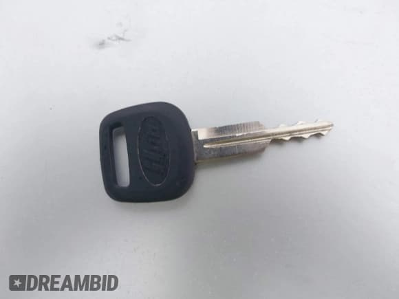 ✅ 1996 Toyota Previa LE • VIN: JT3GK13MXT1229706 • Lot: 41601975. Wystawiony na IAAI z przebiegiem 151 078 mil. Bezpłatny archiwum sprzedaży aukcyjnych z USA i szczegółowy raport historii pojazdu na DreamBid. Zdjęcie 11.