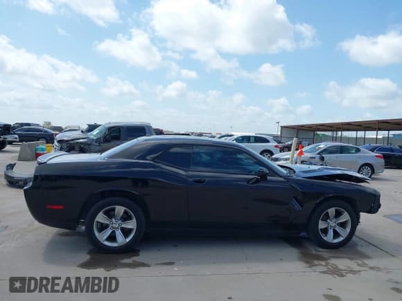 ✅ 2014 Dodge Challenger SXT • VIN: 2C3CDYAG9EH136646 • Lot: 42542559. Listed on IAAI with 169,334 mi. Free auction sales archive from the USA and detailed vehicle history report at DreamBid. Image 14.