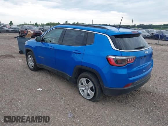✅ 2022 Jeep Compass Latitude • VIN: 3C4NJCBB4NT112832 • Lot: 42552865. Listed on IAAI with 66,967 mi. Free auction sales archive from the USA and detailed vehicle history report at DreamBid. Image 3.