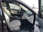 ✅ 2014 Mercedes-Benz C 250 Sport • VIN: WDDGF4HB5EA933412 • Lot: 41937278. Wystawiony na IAAI z przebiegiem 110 016 mil. Bezpłatny archiwum sprzedaży aukcyjnych z USA i szczegółowy raport historii pojazdu na DreamBid. Zdjęcie 5.