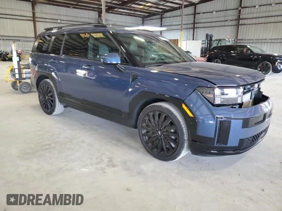 ✅ 2025 Hyundai Santa Fe Calligraphy • VIN: 5NMP54GL4SH122788 • Lot: 84196305. Listed on Copart with 5,633 mi. Free auction sales archive from the USA and detailed vehicle history report at DreamBid. Image 4.