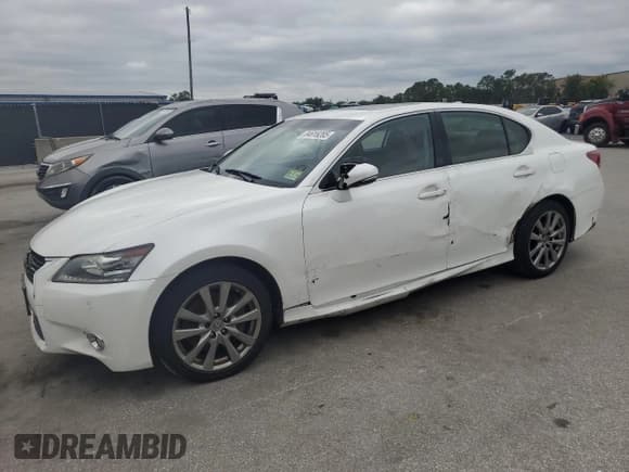 ✅ 2015 Lexus GS 350 • VIN: JTHCE1BL4FA009197 • Lot: 84615285. Listed on Copart with 213,182 mi. Free auction sales archive from the USA and detailed vehicle history report at DreamBid. Image 1.