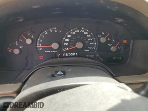 ✅ 2004 Ford Explorer XLS • VIN: 1FMZU62K54ZB24680 • Лот: 51302825. Опубликован ранее на Copart с пробегом 183 110 миль. Бесплатный доступ к архиву аукционных продаж из США и подробный отчёт об истории автомобиля на DreamBid. Изображение 9.