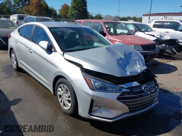 ✅ 2019 Hyundai Elantra SE • VIN: 5NPD74LF4KH449031 • Lot: 43427089. Listed on IAAI with 88,127 mi. Free auction sales archive from the USA and detailed vehicle history report at DreamBid. Image 1.