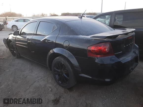 ✅ 2014 Dodge Avenger SXT • VIN: 1C3CDZCGXEN127917 • Lot: 85379804. Wystawiony na Copart z przebiegiem 150 069 mil. Bezpłatny archiwum sprzedaży aukcyjnych z USA i szczegółowy raport historii pojazdu na DreamBid. Zdjęcie 2.