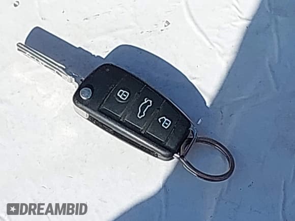 ✅ 2012 Audi Q7 Premium Plus • VIN: WA1LMAFE9CD004159 • Lot: 42338347. Listed on IAAI with 159,810 mi. Free auction sales archive from the USA and detailed vehicle history report at DreamBid. Image 11.