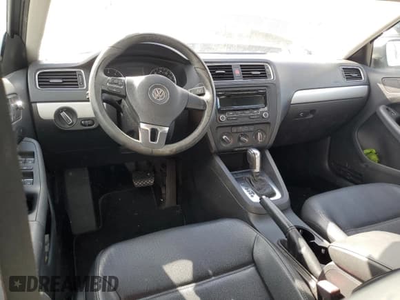 ✅ 2013 Volkswagen Jetta SE • VIN: 3VWDP7AJ8DM360372 • Lot: 51796725. Listed on Copart with 66,981 mi. Free auction sales archive from the USA and detailed vehicle history report at DreamBid. Image 8.
