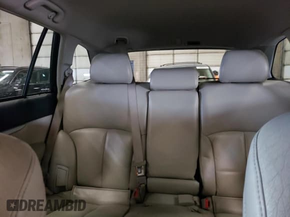 ✅ 2010 Subaru Outback Premium • VIN: 4S4BRCDC9A3325181 • Lot: 74557134. Wystawiony na Copart z przebiegiem 114 480 mil. Bezpłatny archiwum sprzedaży aukcyjnych z USA i szczegółowy raport historii pojazdu na DreamBid. Zdjęcie 10.