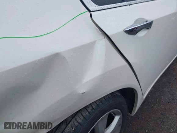 ✅ 2010 Acura TSX • VIN: JH4CU2F65AC027170 • Lot: 43743610. Listed on IAAI with 207,715 mi. Free auction sales archive from the USA and detailed vehicle history report at DreamBid. Image 12.