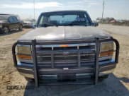 ✅ 1992 Ford F-250 • VIN: 1FTHX25G6NKA77130 • Lot: 82335015. Listed on Copart with 252,868 mi. Free auction sales archive from the USA and detailed vehicle history report at DreamBid. Image 5.