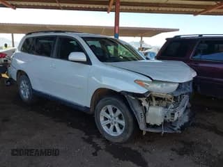 ✅ 2012 Toyota Highlander SE • VIN: 5TDBK3EHXCS156079 • Lot: 43610187. Listed on IAAI with 155,436 mi. Free auction sales archive from the USA and detailed vehicle history report at DreamBid. Image 1.