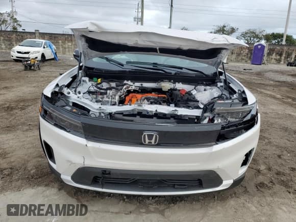 ✅ 2024 Honda Prologue EX • VIN: 3GPKHURM7RS536799 • Lot: 42118085. Listed on Copart with 1,666 mi. Free auction sales archive from the USA and detailed vehicle history report at DreamBid. Image 5.