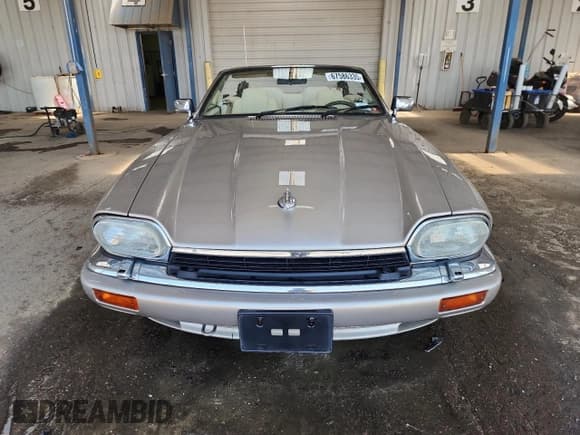 ✅ 1995 Jaguar XJS • VIN: SAJNX2743SC199876 • Лот: 67586335. Опубликован ранее на Copart с пробегом 38 806 миль. Бесплатный доступ к архиву аукционных продаж из США и подробный отчёт об истории автомобиля на DreamBid. Изображение 5.