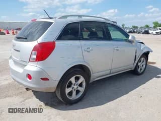 ✅ 2013 Chevrolet Captiva Sport LTZ • VIN: 3GNAL4EK2DS591967 • Lot: 42302501. Wystawiony na IAAI z przebiegiem 118 239 mil. Bezpłatny archiwum sprzedaży aukcyjnych z USA i szczegółowy raport historii pojazdu na DreamBid. Zdjęcie 4.