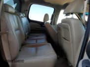 ✅ 2007 Chevrolet Avalanche 2LT • VIN: 3GNEC12J07G203413 • Lot: 66300185. Listed on Copart with 201,063 mi. Free auction sales archive from the USA and detailed vehicle history report at DreamBid. Image 10.