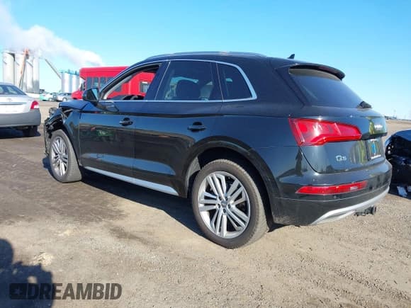 ✅ 2018 Audi Q5 Prestige • VIN: WA1CNAFY3J2222193 • Лот: 42042480. Опубликован ранее на IAAI с пробегом 76 655 миль. Бесплатный доступ к архиву аукционных продаж из США и подробный отчёт об истории автомобиля на DreamBid. Изображение 3.