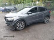 ✅ 2019 Honda HR-V Sport • VIN: 3CZRU6H13KG714922 • Lot: 43438115. Wystawiony na IAAI z przebiegiem 95 374 mil. Bezpłatny archiwum sprzedaży aukcyjnych z USA i szczegółowy raport historii pojazdu na DreamBid. Zdjęcie 17.