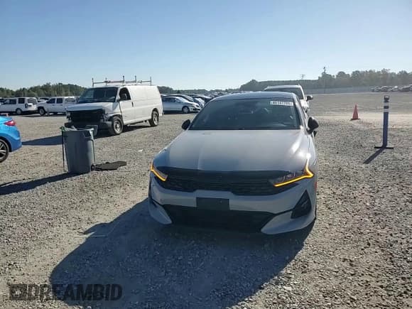 ✅ 2021 Kia K5 GT-Line • VIN: 5XXG64J27MG079448 • Лот: 86147705. Опубликован ранее на Copart с пробегом 81 254 миль. Бесплатный доступ к архиву аукционных продаж из США и подробный отчёт об истории автомобиля на DreamBid. Изображение 13.