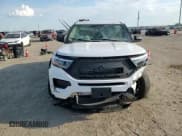 ✅ 2020 Ford Explorer • VIN: 1FMSK7BH0LGC98409 • Lot: 85651675. Wystawiony na Copart z przebiegiem 80 432 mil. Bezpłatny archiwum sprzedaży aukcyjnych z USA i szczegółowy raport historii pojazdu na DreamBid. Zdjęcie 14.