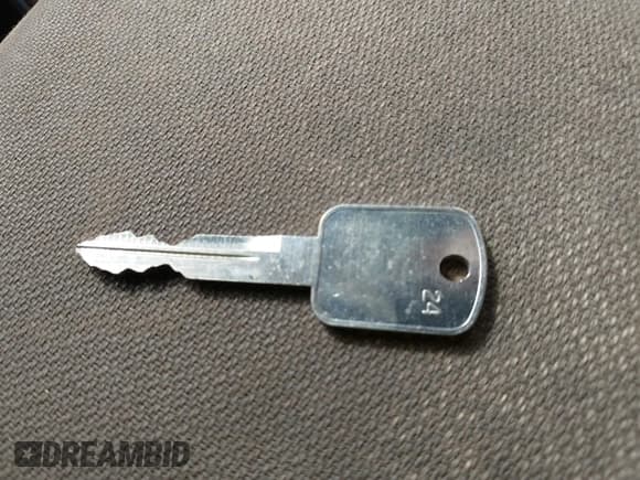 ✅ 1998 Ford Ranger XL • VIN: 1FTYR10U0WUB24062 • Лот: 43129746. Опубликован ранее на IAAI с пробегом 145 663 миль. Бесплатный доступ к архиву аукционных продаж из США и подробный отчёт об истории автомобиля на DreamBid. Изображение 11.