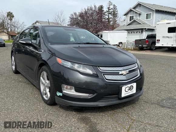 ✅ 2015 Chevrolet Volt • VIN: 1G1RD6E41FU140756 • Lot: 46130024. Wystawiony na Copart z przebiegiem 77 745 mil. Bezpłatny archiwum sprzedaży aukcyjnych z USA i szczegółowy raport historii pojazdu na DreamBid. Zdjęcie 1.