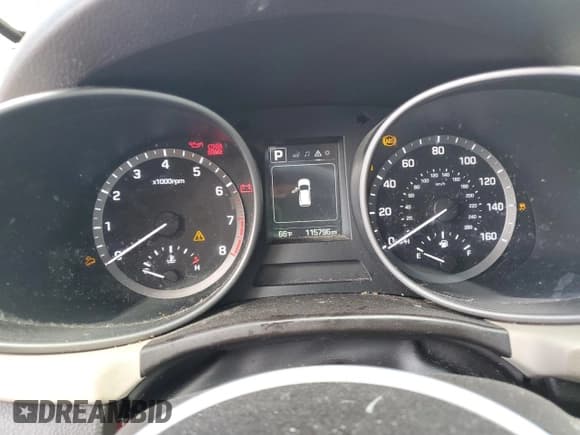 ✅ 2017 Hyundai Santa Fe 2.4L • VIN: 5XYZT3LBXHG381570 • Lot: 93273385. Listed on Copart with 115,796 mi. Free auction sales archive from the USA and detailed vehicle history report at DreamBid. Image 9.