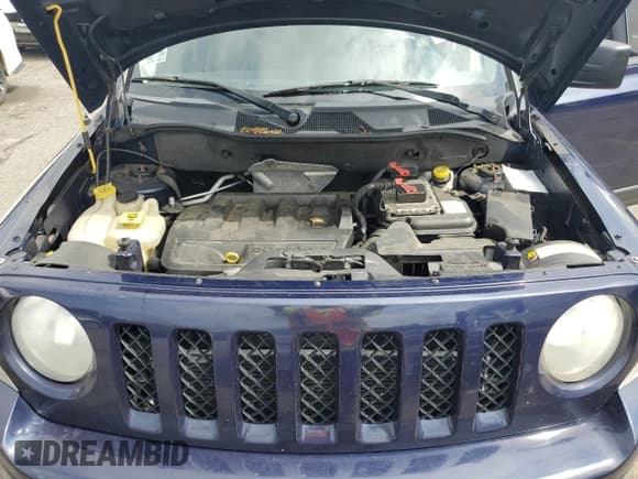 ✅ 2012 Jeep Patriot Sport • VIN: 1C4NJRBB4CD655507 • Lot: 64975125. Wystawiony na Copart z przebiegiem 142 053 mil. Bezpłatny archiwum sprzedaży aukcyjnych z USA i szczegółowy raport historii pojazdu na DreamBid. Zdjęcie 12.