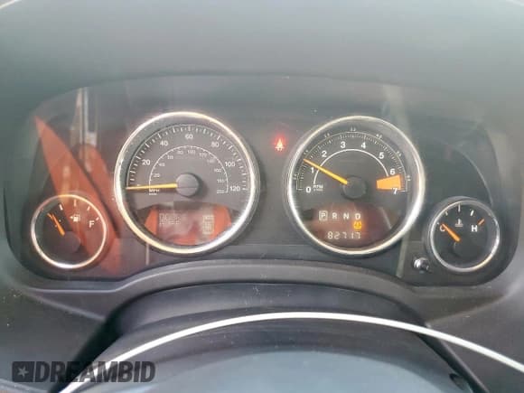 ✅ 2015 Jeep Patriot Limited • VIN: 1C4NJPCB1FD179594 • Lot: 83816695. Listed on Copart with 82,717 mi. Free auction sales archive from the USA and detailed vehicle history report at DreamBid. Image 9.