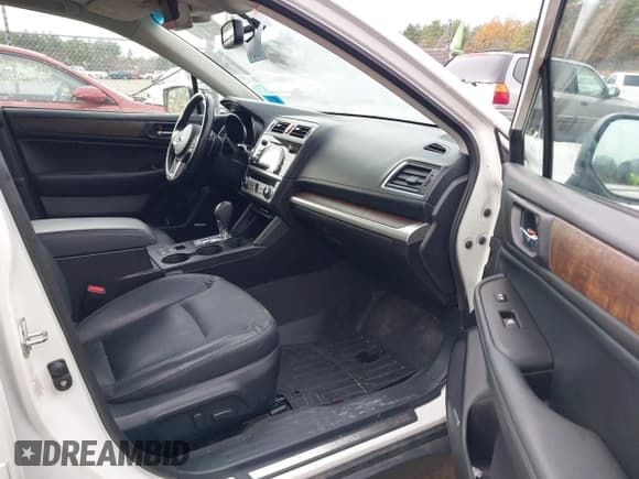 ✅ 2016 Subaru Outback Limited • VIN: 4S4BSENC5G3254844 • Lot: 43580399. Wystawiony na IAAI z przebiegiem 162 862 mil. Bezpłatny archiwum sprzedaży aukcyjnych z USA i szczegółowy raport historii pojazdu na DreamBid. Zdjęcie 5.