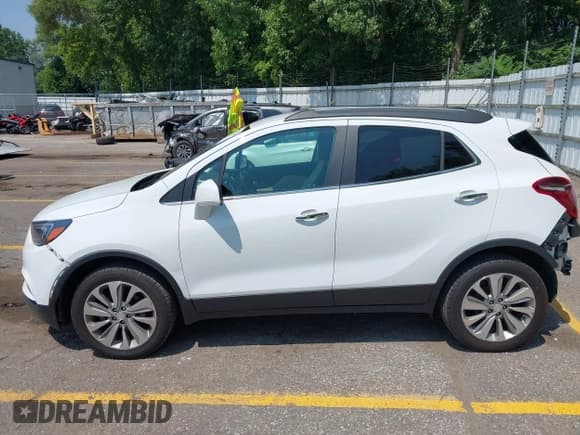 ✅ 2020 Buick Encore Preferred • VIN: KL4CJESB9LB052722 • Лот: 42767889. Опубликован ранее на IAAI с пробегом 114 462 миль. Бесплатный доступ к архиву аукционных продаж из США и подробный отчёт об истории автомобиля на DreamBid. Изображение 14.