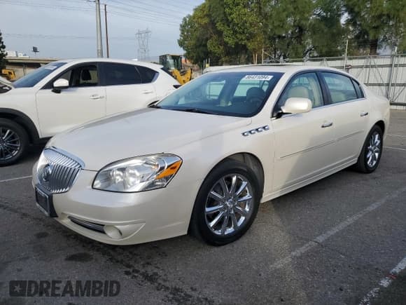 ✅ 2011 Buick Lucerne Super • VIN: 1G4HK5ES4BU124963 • Lot: 86431094. Wystawiony na Copart z przebiegiem 155 341 mil. Bezpłatny archiwum sprzedaży aukcyjnych z USA i szczegółowy raport historii pojazdu na DreamBid. Zdjęcie 1.