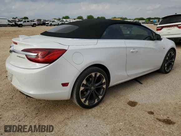 ✅ 2019 Buick Cascada Premium • VIN: W04WH3N58KG344348 • Лот: 52809325. Опубликован ранее на Copart с пробегом 35 600 миль. Бесплатный доступ к архиву аукционных продаж из США и подробный отчёт об истории автомобиля на DreamBid. Изображение 3.