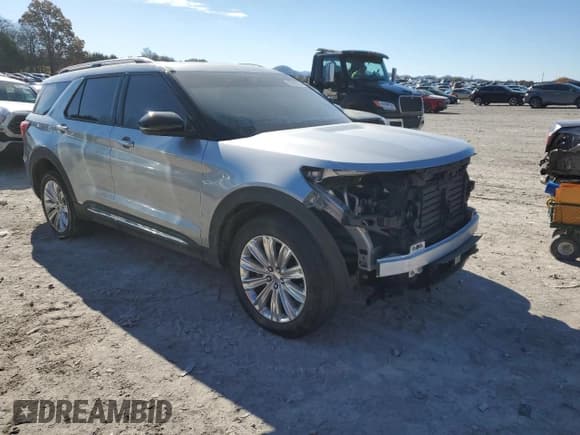 ✅ 2022 Ford Explorer Limited • VIN: 1FMSK8FHXNGA47724 • Лот: 92090555. Опубликован ранее на Copart с пробегом 40 542 миль. Бесплатный доступ к архиву аукционных продаж из США и подробный отчёт об истории автомобиля на DreamBid. Изображение 4.