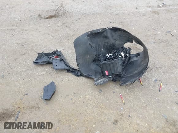 ✅ 2025 Kia Telluride EX • VIN: 5XYP34GCXSG589259 • Lot: 42346892. Wystawiony na IAAI z przebiegiem 7 617 mil. Bezpłatny archiwum sprzedaży aukcyjnych z USA i szczegółowy raport historii pojazdu na DreamBid. Zdjęcie 12.