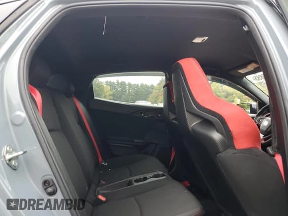 ✅ 2021 Honda Civic Type R Touring • VIN: SHHFK8G76MU205592 • Lot: 80279855. Wystawiony na Copart z przebiegiem 42 000 mil. Bezpłatny archiwum sprzedaży aukcyjnych z USA i szczegółowy raport historii pojazdu na DreamBid. Zdjęcie 10.