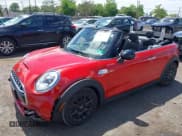 ✅ 2017 MINI Convertible Cooper S • VIN: WMWWG9C53H3C22950 • Lot: 42297714. Wystawiony na IAAI z przebiegiem 22 613 mil. Bezpłatny archiwum sprzedaży aukcyjnych z USA i szczegółowy raport historii pojazdu na DreamBid. Zdjęcie 2.