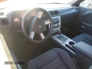 ✅ 2010 Dodge Challenger SE • VIN: 2B3CJ4DVXAH184031 • Lot: 41779185. Wystawiony na Copart z przebiegiem Nie podano. Bezpłatny archiwum sprzedaży aukcyjnych z USA i szczegółowy raport historii pojazdu na DreamBid. Zdjęcie 9.