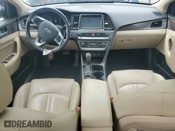 ✅ 2019 Hyundai Sonata Limited • VIN: KMHE34L31KA092237 • Lot: 84581215. Listed on Copart with 197,161 mi. Free auction sales archive from the USA and detailed vehicle history report at DreamBid. Image 8.