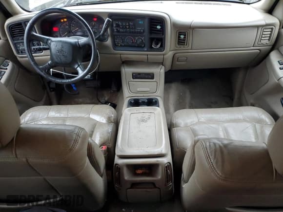 ✅ 2002 Chevrolet Silverado 2500HD LS • VIN: 1GCHK23192F157698 • Лот: 82444165. Опубликован ранее на Copart с пробегом 214 582 миль. Бесплатный доступ к архиву аукционных продаж из США и подробный отчёт об истории автомобиля на DreamBid. Изображение 8.