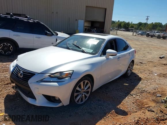 ✅ 2016 Lexus IS 200t • VIN: JTHBA1D21G5010362 • Lot: 43348210. Wystawiony na IAAI z przebiegiem 94 547 mil. Bezpłatny archiwum sprzedaży aukcyjnych z USA i szczegółowy raport historii pojazdu na DreamBid. Zdjęcie 2.