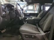 ✅ 2021 GMC Sierra 1500 • VIN: 1GTR9AEK2MZ139299 • Лот: 85844264. Опубликован ранее на Copart с пробегом 117 438 миль. Бесплатный доступ к архиву аукционных продаж из США и подробный отчёт об истории автомобиля на DreamBid. Изображение 7.