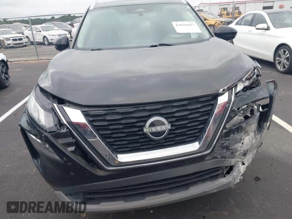 ✅ 2022 Nissan Rogue SV • VIN: 5N1BT3BA4NC727165 • Lot: 43019687. Listed on IAAI with 83,909 mi. Free auction sales archive from the USA and detailed vehicle history report at DreamBid. Image 11.