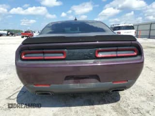 ✅ 2021 Dodge Challenger R/T • VIN: 2C3CDZBT5MH567811 • Lot: 71942684. Wystawiony na Copart z przebiegiem 57 060 mil. Bezpłatny archiwum sprzedaży aukcyjnych z USA i szczegółowy raport historii pojazdu na DreamBid. Zdjęcie 6.