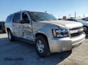 ✅ 2009 Chevrolet Suburban 2LT • VIN: 1GNFK26369J120210 • Lot: 81269375. Listed on Copart with 207,451 mi. Free auction sales archive from the USA and detailed vehicle history report at DreamBid. Image 4.