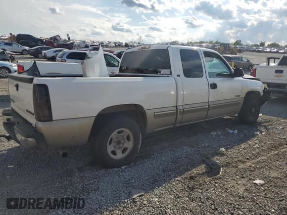 ✅ 2000 Chevrolet Silverado 1500 LS • VIN: 1GCEC19VXYZ328535 • Лот: 72435204. Опубликован ранее на Copart с пробегом Не указан. Бесплатный доступ к архиву аукционных продаж из США и подробный отчёт об истории автомобиля на DreamBid. Изображение 3.