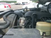 ✅ 2001 GMC Sierra 1500 SLE • VIN: 2GTEK19T011138937 • Лот: 42351471. Опубликован ранее на IAAI с пробегом 296 436 миль. Бесплатный доступ к архиву аукционных продаж из США и подробный отчёт об истории автомобиля на DreamBid. Изображение 11.