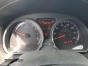 ✅ 2014 Nissan Versa S • VIN: 3N1CN7AP2EK445622 • Лот: 70178485. Опубликован ранее на Copart с пробегом 58 240 миль. Бесплатный доступ к архиву аукционных продаж из США и подробный отчёт об истории автомобиля на DreamBid. Изображение 9.