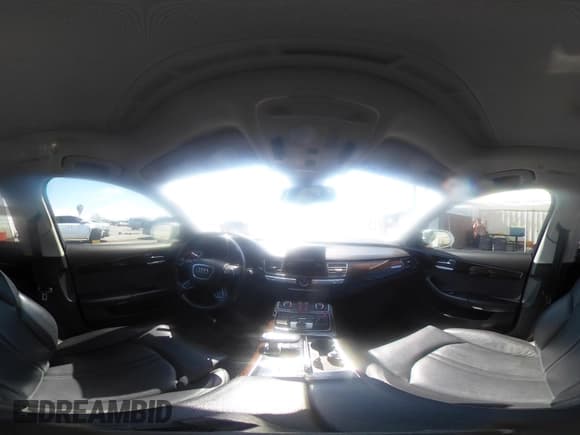 ✅ 2015 Audi A8 4.0T • VIN: WAU32AFD0FN007028 • Lot: 42719029. Wystawiony na IAAI z przebiegiem 75 203 mil. Bezpłatny archiwum sprzedaży aukcyjnych z USA i szczegółowy raport historii pojazdu na DreamBid. Zdjęcie 20.