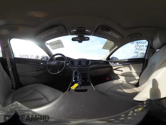 ✅ 2019 Buick LaCrosse Essence • VIN: 1G4ZP5SS0KU110259 • Lot: 41627036. Wystawiony na IAAI z przebiegiem 75 357 mil. Bezpłatny archiwum sprzedaży aukcyjnych z USA i szczegółowy raport historii pojazdu na DreamBid. Zdjęcie 18.