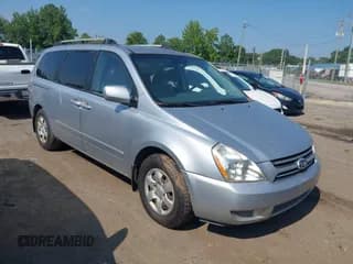 ✅ 2006 Kia Sedona LX • VIN: KNDMB233866089593 • Lot: 42877717. Wystawiony na IAAI z przebiegiem 156 363 mil. Bezpłatny archiwum sprzedaży aukcyjnych z USA i szczegółowy raport historii pojazdu na DreamBid. Zdjęcie 1.